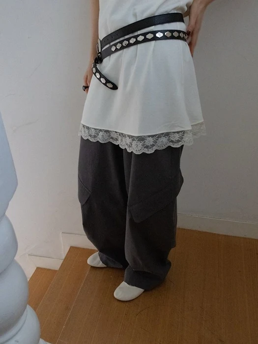Cationic Balloon Curved Cargo Pants