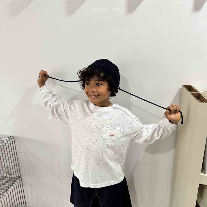 Andbutter - Korean Children Fashion - #childofig - Heart Pocket Tee - 10