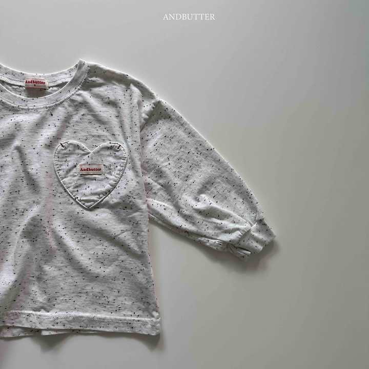 Andbutter - Korean Children Fashion - #minifashionista - Heart Pocket Tee - 7