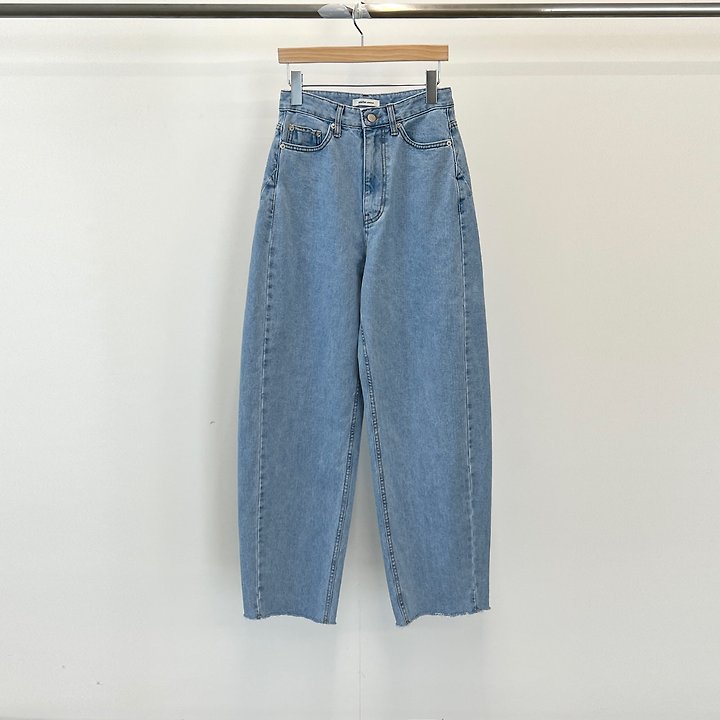 Another Avenue - Korean Women Fashion - #momslook - Line Denim Pants
