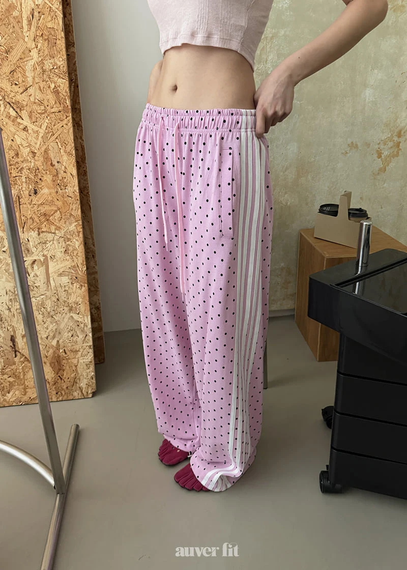Auver_Fit - Korean Women Fashion - #momslook - Dotted Line Training Pants - 2