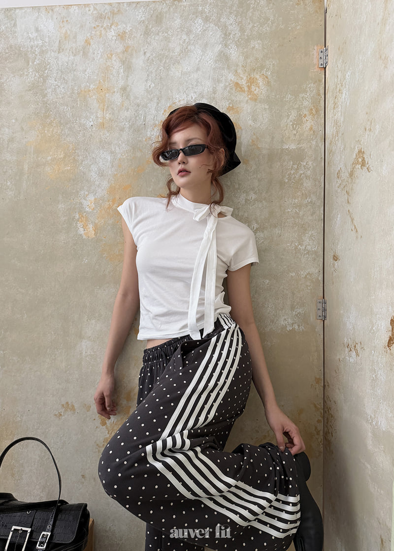 Auver_Fit - Korean Women Fashion - #momslook - Dotted Line Training Pants - 8