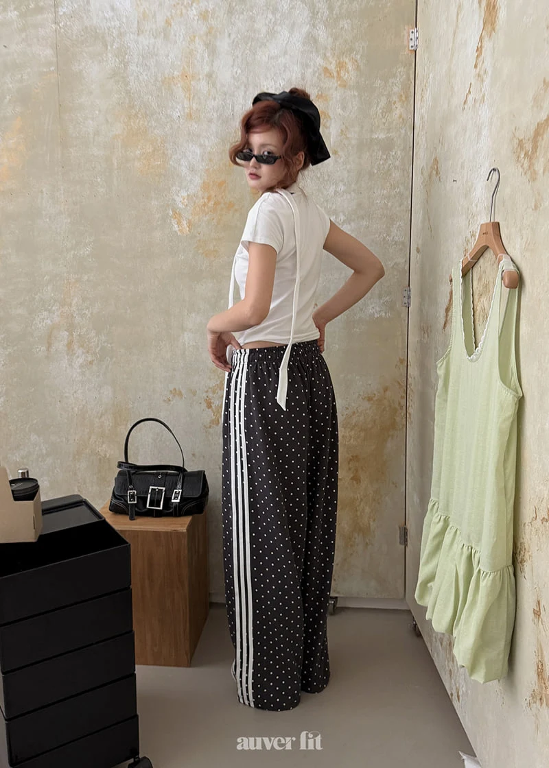 Auver_Fit - Korean Women Fashion - #womensfashion - Dotted Line Training Pants - 11