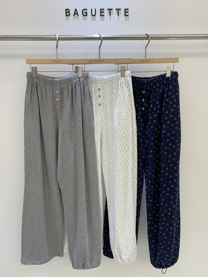 Baguette - Korean Women Fashion - #momslook - Holiday Pants