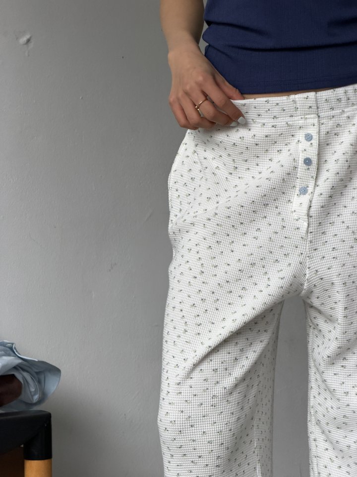 Baguette - Korean Women Fashion - #momslook - Holiday Pants - 5