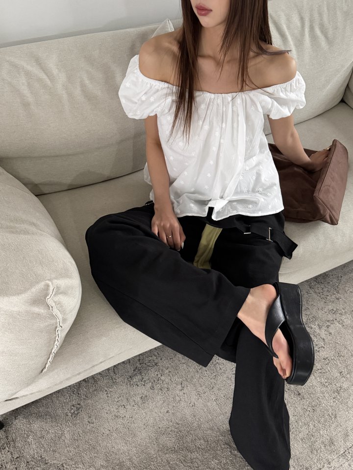 Baguette - Korean Women Fashion - #momslook - Sand Puff Blouse - 10