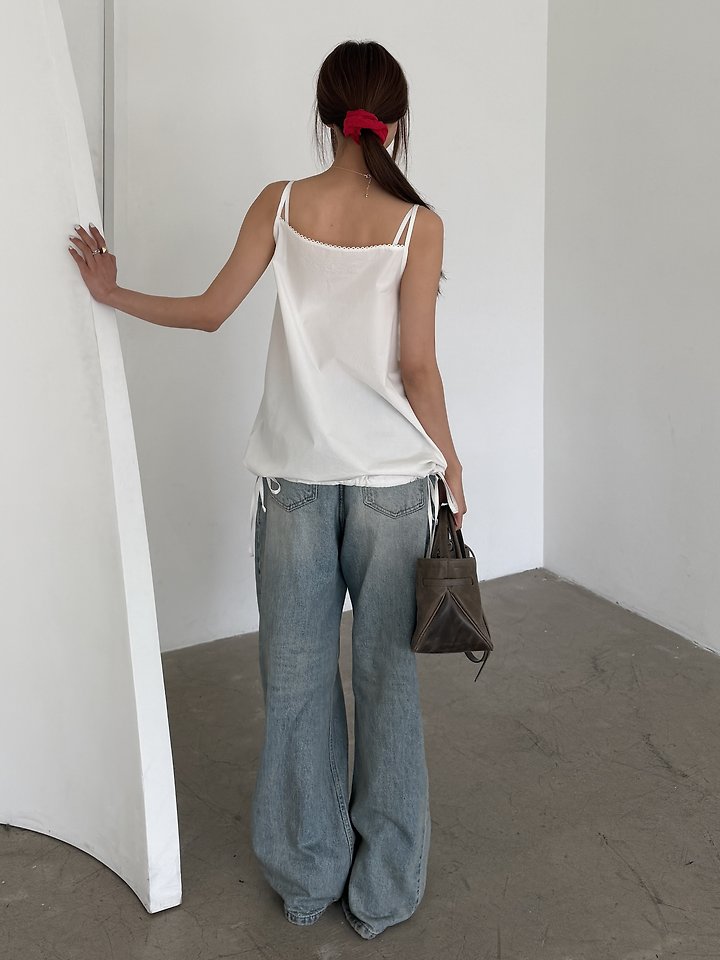 Baguette - Korean Women Fashion - #momslook - Floral Embroidery Sleeveless Top - 12