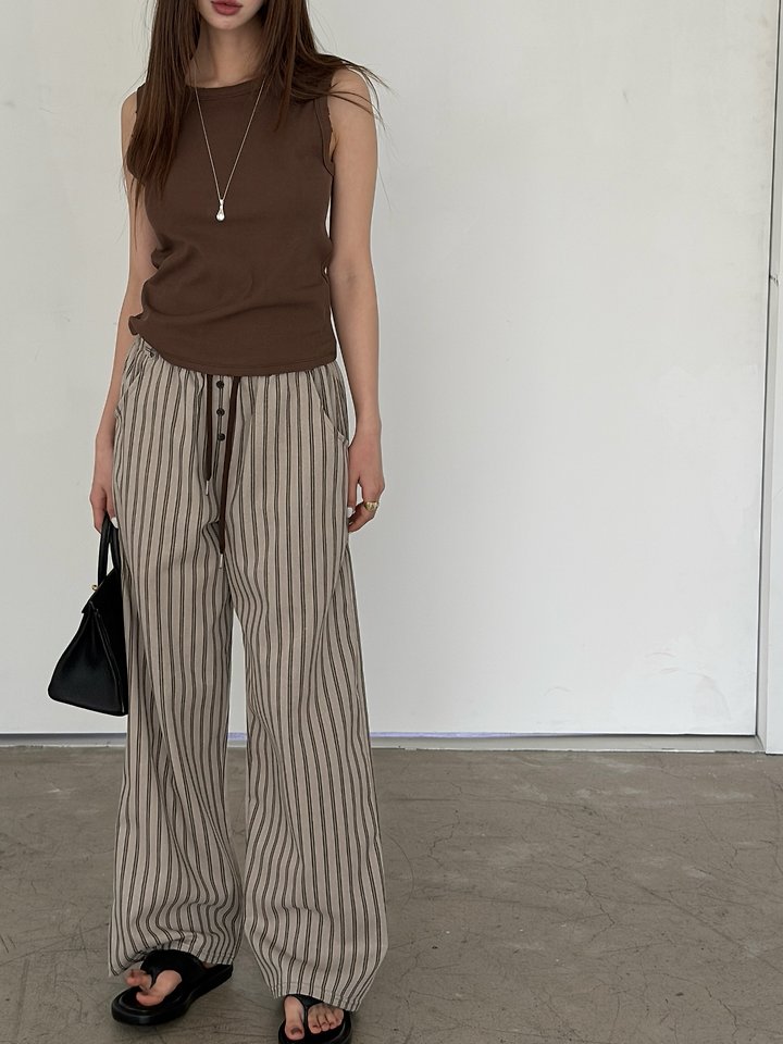 Baguette - Korean Women Fashion - #momslook - Vintage Ribbed Sleeveless Top - 11