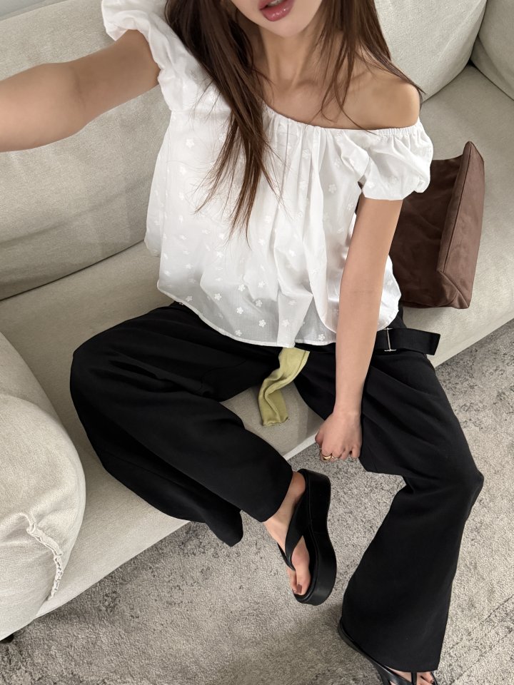 Baguette - Korean Women Fashion - #womensfashion - Sand Puff Blouse - 7