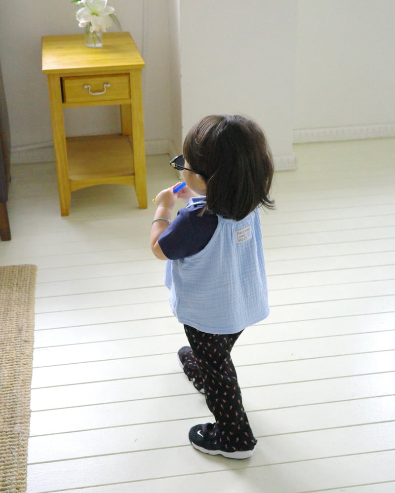 Bailey - Korean Children Fashion - #fashionkids - Pleated Flower Leggings - 7