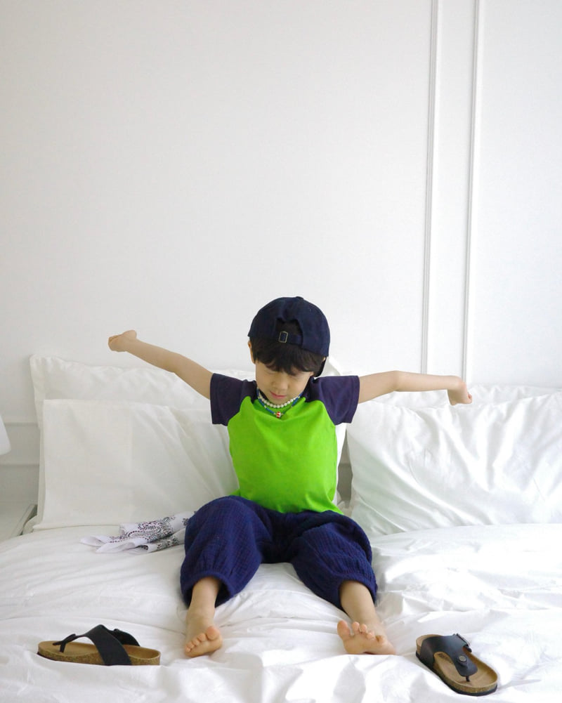 Bailey - Korean Children Fashion - #kidsshorts - Raglan Shooting Tee - 10