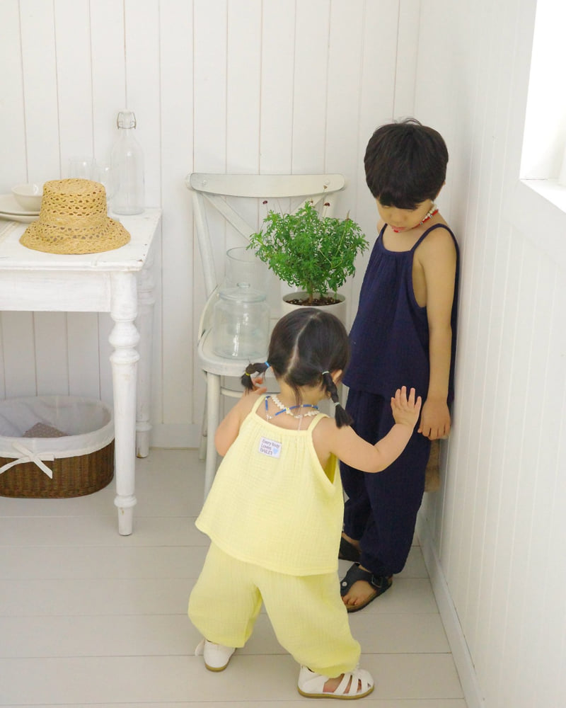 Bailey - Korean Children Fashion - #magicofchildhood - Yoru Sleeveless - 4