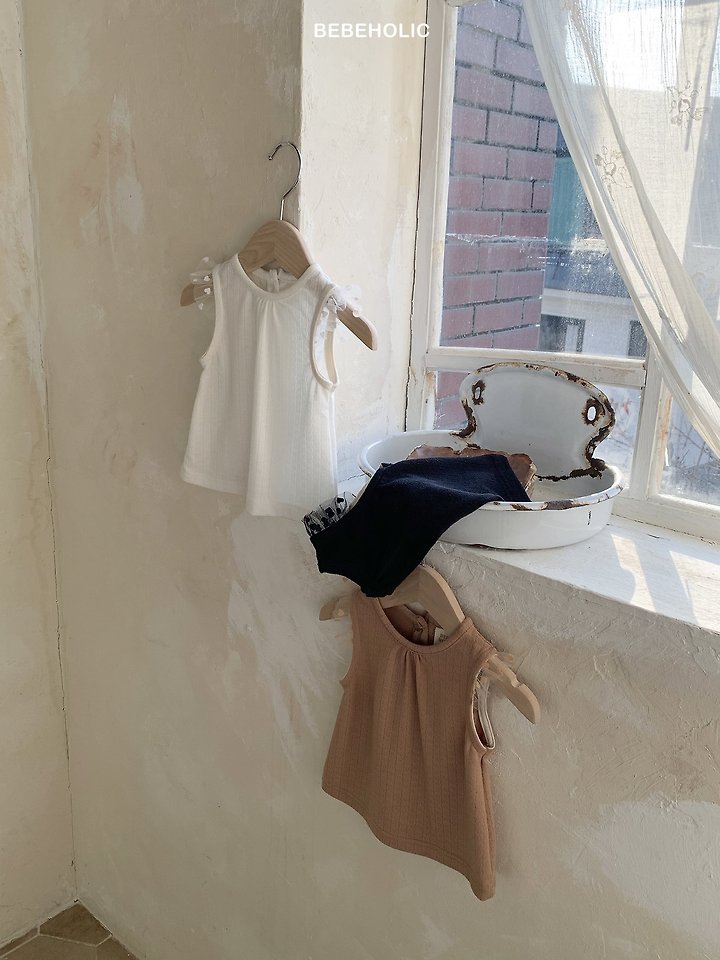 Bebe Holic - Korean Baby Fashion - #babyboutique - Tenia Eyelet Tee - 3