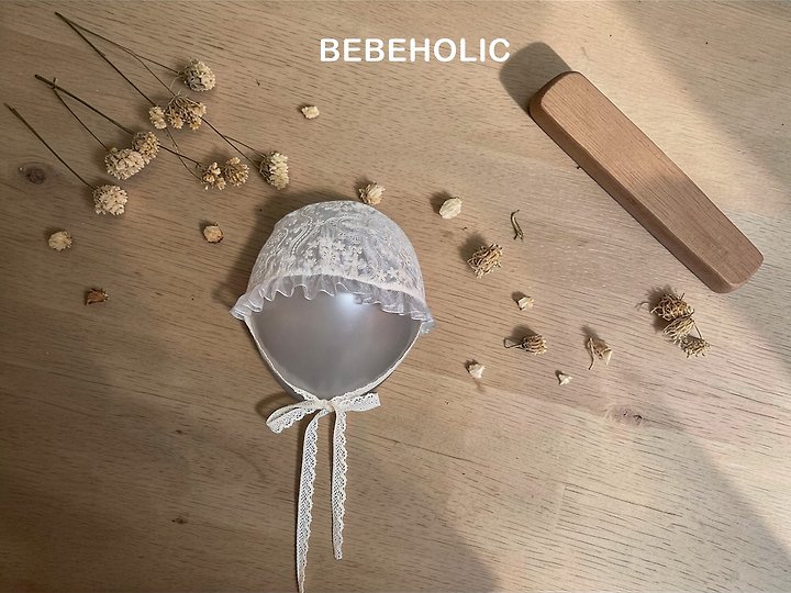 Bebe Holic - Korean Baby Fashion - #babygirlfashion - Cap Lace Bonnet - 2