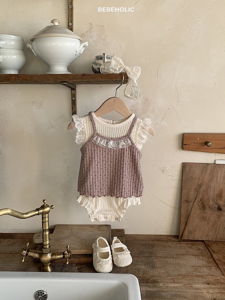 Bebe Holic - Korean Baby Fashion - #babygirlfashion - Lily Frill Sleeveless Tee - 7