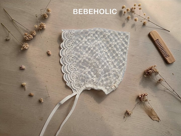 Bebe Holic - Korean Baby Fashion - #babyoninstagram - Holic Lace Bonnet - 3