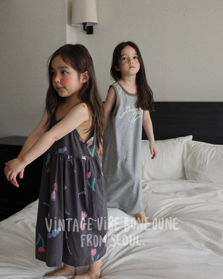 Boneoune - Korean Children Fashion - #childrensboutique - Crae Flower Strap One-piece - 8