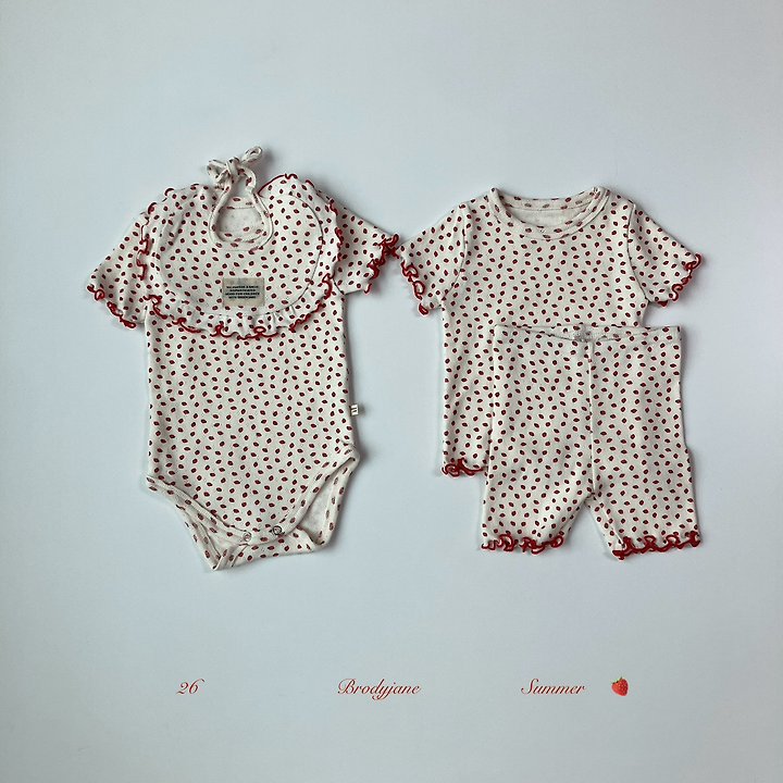 Brody Jane - Korean Baby Fashion - #babyboutiqueclothing - Berry Bib