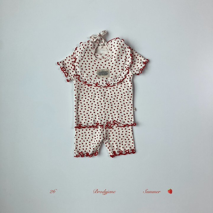 Brody Jane - Korean Baby Fashion - #babylifestyle - Berry Bib - 6