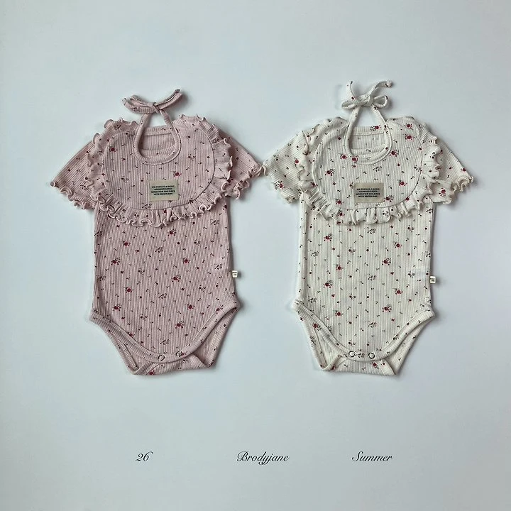 Brody Jane - Korean Baby Fashion - #babylifestyle - Flower Eyelet Bib - 2