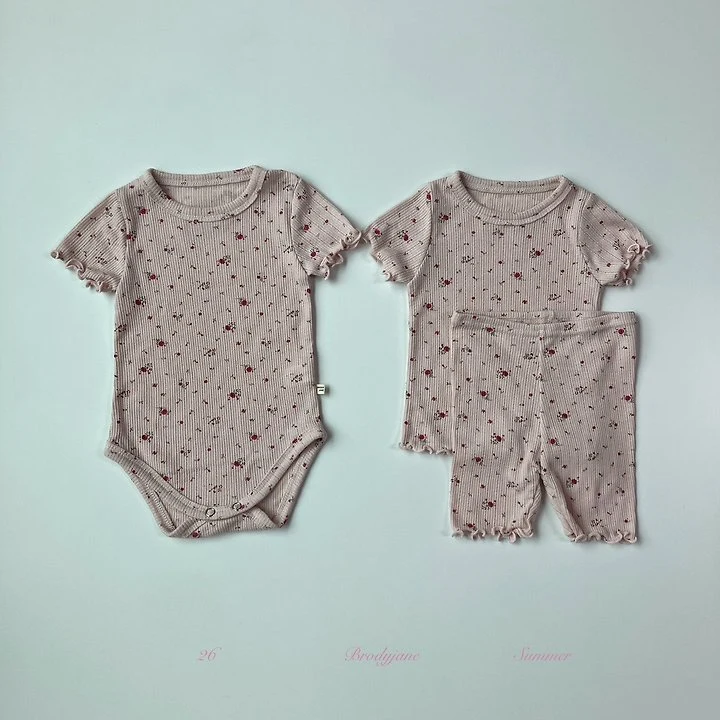 Brody Jane - Korean Baby Fashion - #babyootd - Flower Eyelet Short Sleeve Setup - 7