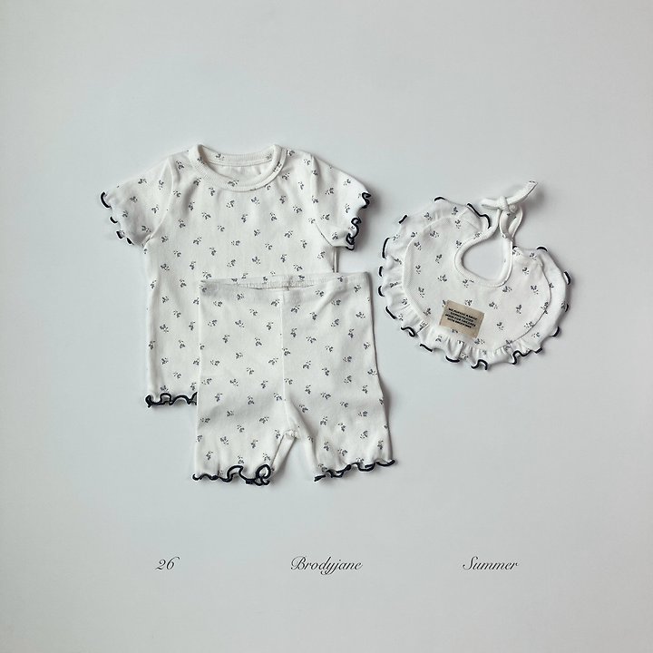 Brody Jane - Korean Baby Fashion - #babywear - Blueberry Flower Bib - 5