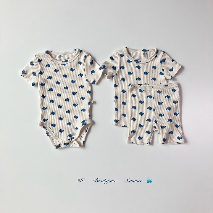 Brody Jane - Korean Baby Fashion - #onlinebabyboutique - Blue Whale Short Sleeve Bodysuit - 3