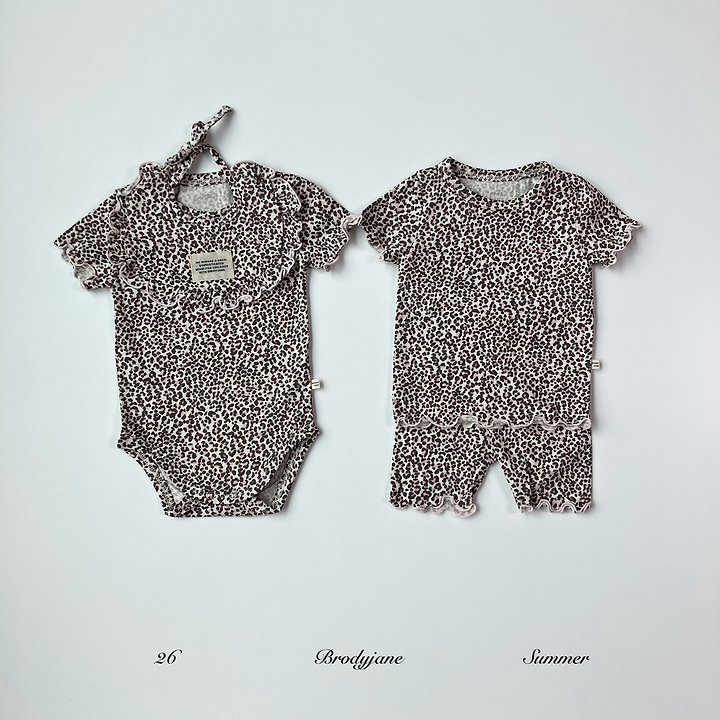 Brody Jane - Korean Baby Fashion - #onlinebabyboutique - Pink Leo Short Sleeve Setup - 5