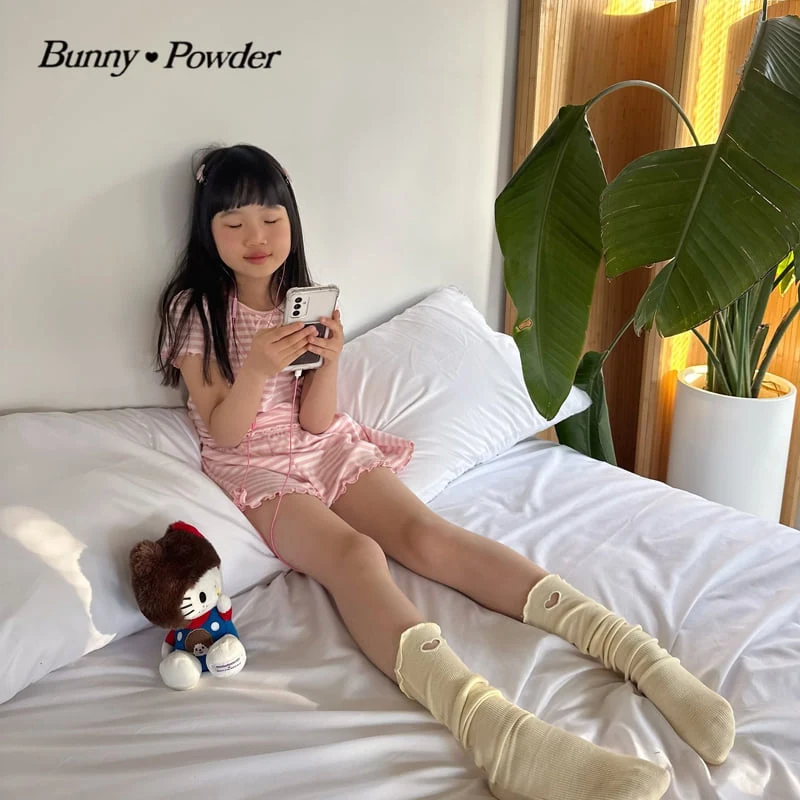 Bunny Powder - Korean Children Fashion - #discoveringself - Heart Knee Socks - 11