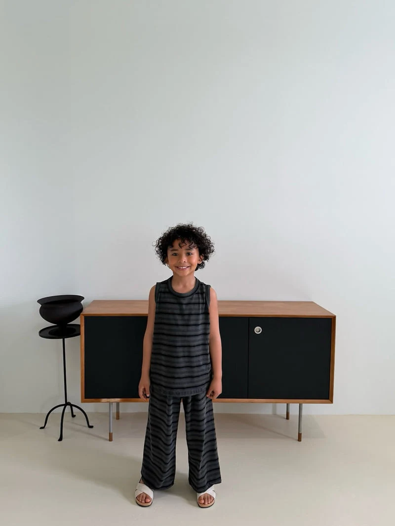 Cantucci Studio - Korean Children Fashion - #kidzfashiontrend - Retro Pig Set-up - 12