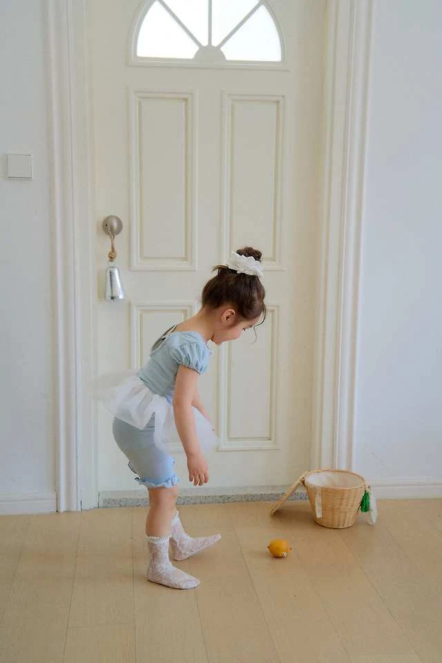 Chouchou Shasha - Korean Children Fashion - #Kfashion4kids - Mimi Half-Length Leggings (Ribbon Headband SET) - 3