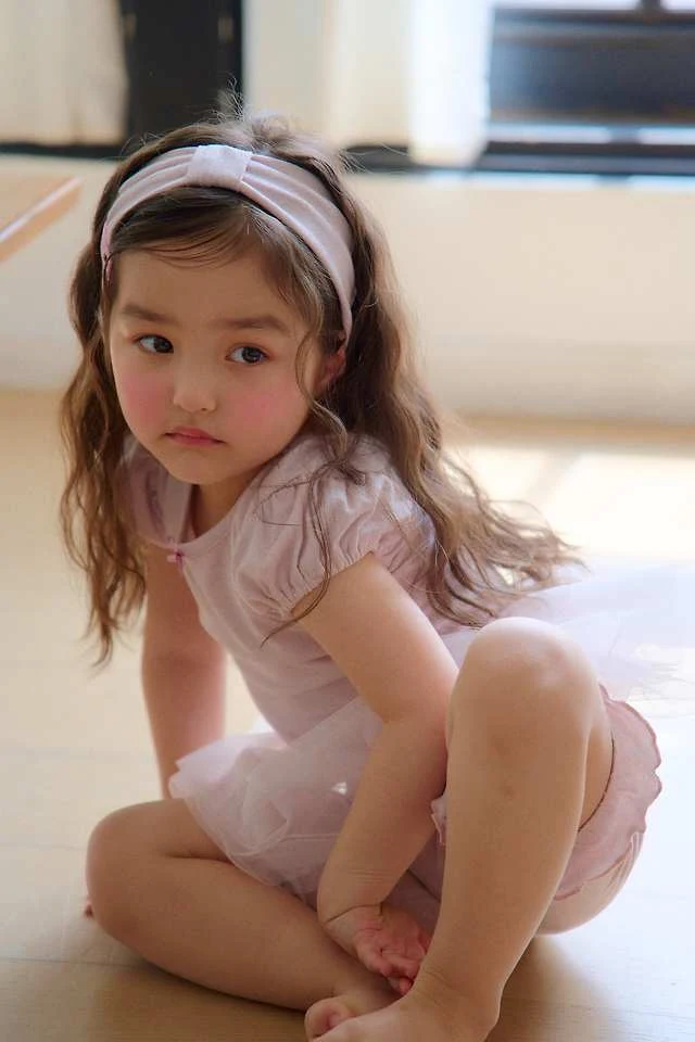 Chouchou Shasha - Korean Children Fashion - #childofig - Mimi Half-Length Leggings (Ribbon Headband SET) - 9