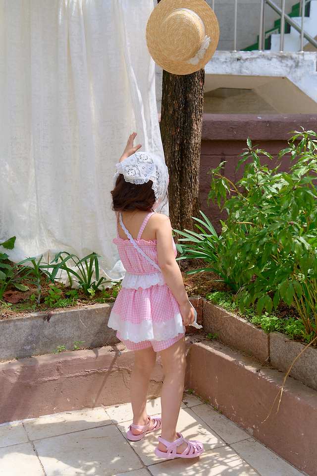 Chouchou Shasha - Korean Children Fashion - #designkidswear - Lace Check Frill Top - 9