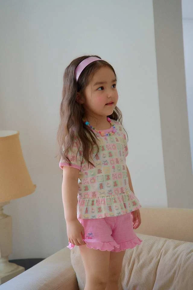 Chouchou Shasha - Korean Children Fashion - #littlefashionista - Kitchen Pattern Cross Tee - 9