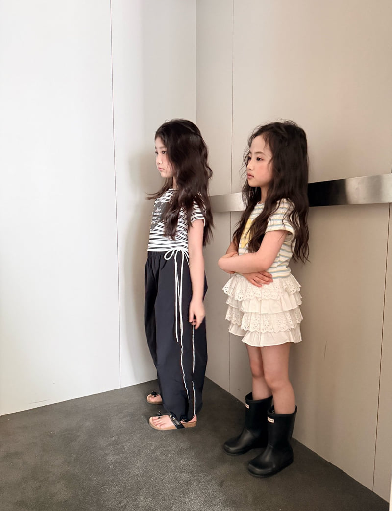 Comma - Korean Children Fashion - #littlefashionista - Lace Tiered Pants - 9