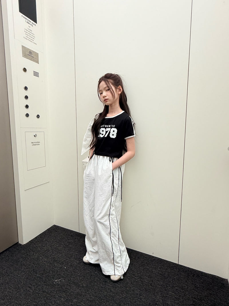 Comma - Korean Children Fashion - #littlefashionista - 1978 Tee - 8