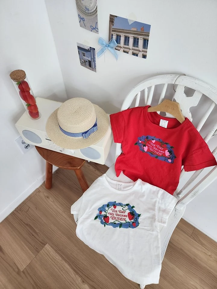 Dalla - Korean Children Fashion - #magicofchildhood - Strawberry Tee