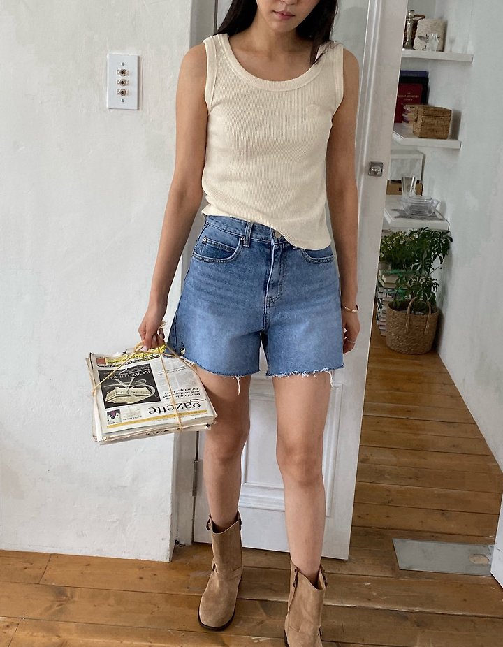 Diana - Korean Women Fashion - #momslook - Cropped Sleeveless Tee - 9