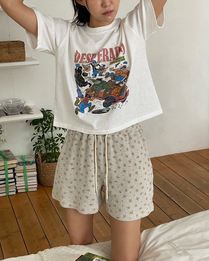Diana - Korean Women Fashion - #momslook - Cartoon Tee - 10