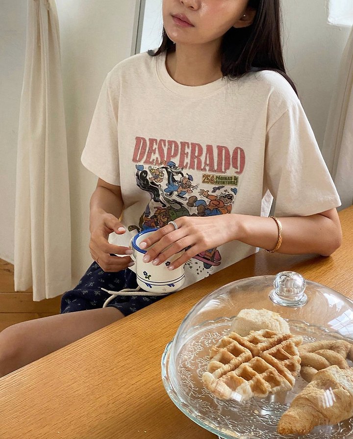Diana - Korean Women Fashion - #momslook - Cartoon Tee - 5