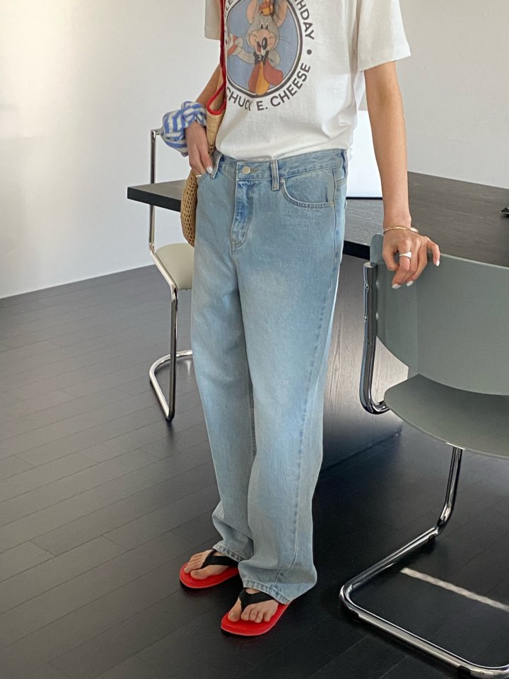 Diana - Korean Women Fashion - #thelittlethings - Curved Denim Pants - 9