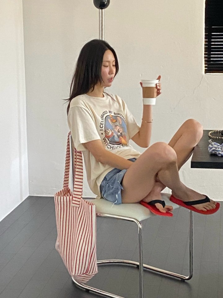 Diana - Korean Women Fashion - #vintageinspired - Verse Tee - 5