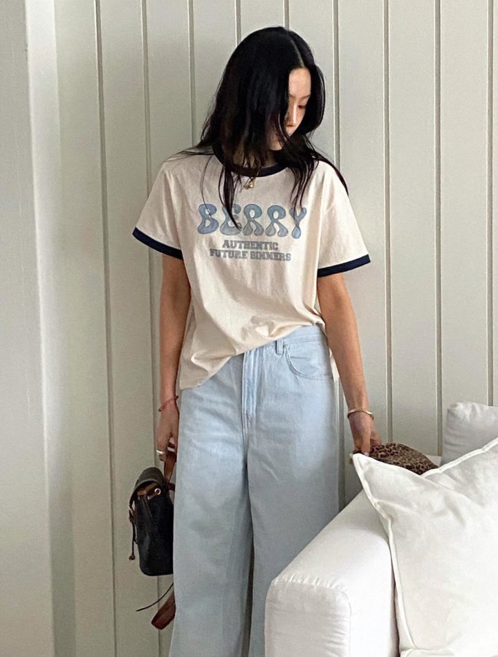Diana - Korean Women Fashion - #vintageinspired - Berry Tee - 4