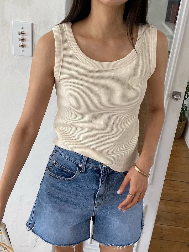 Diana - Korean Women Fashion - #womensfashion - Cropped Sleeveless Tee - 10