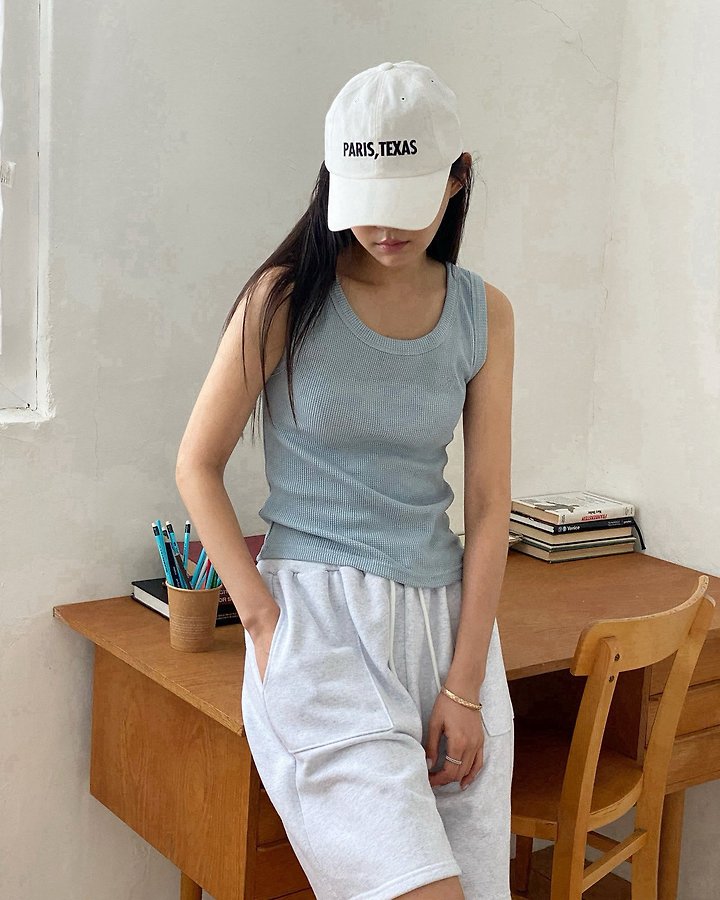 Diana - Korean Women Fashion - #womensfashion - Cropped Sleeveless Tee - 2