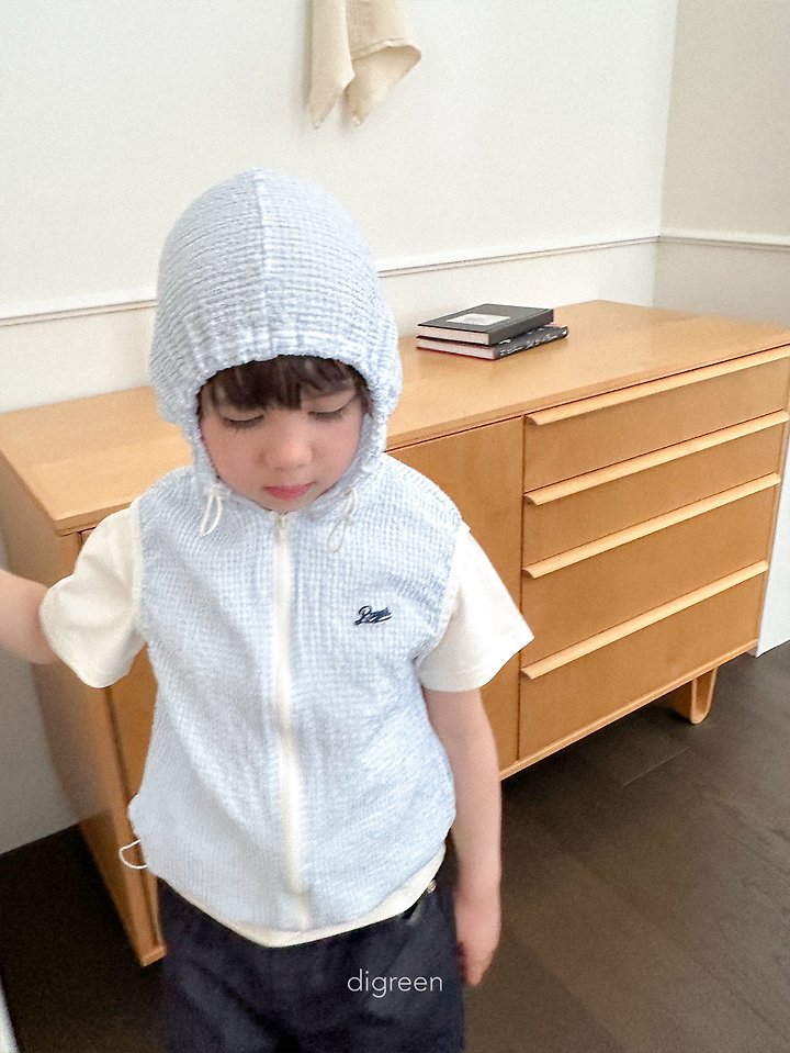 Digreen - Korean Children Fashion - #prettylittlegirls - Milky Hooded Vest - 9