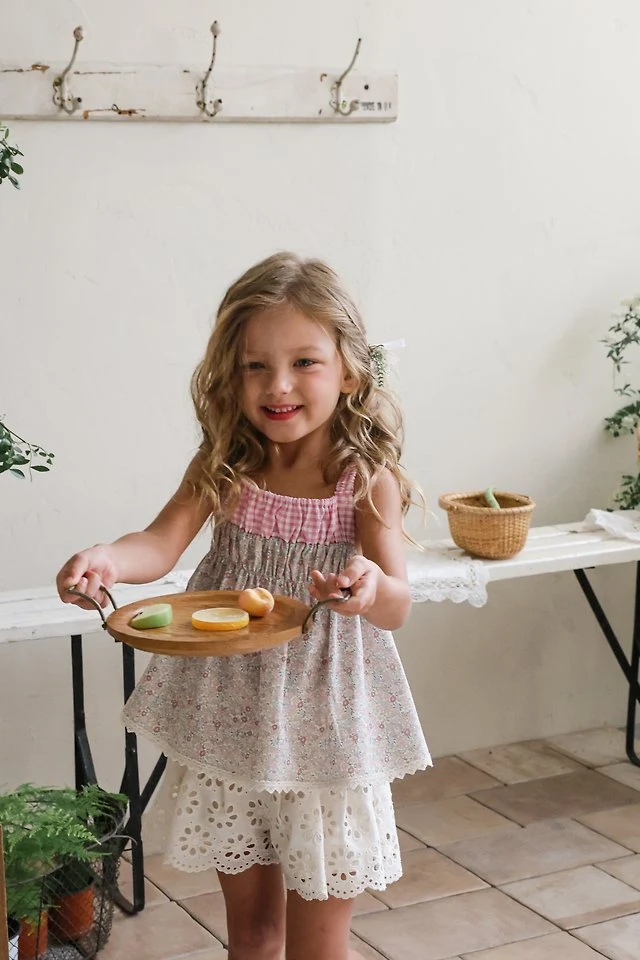 Flo - Korean Children Fashion - #discoveringself - Lemon Sleeveless Blouse - 11