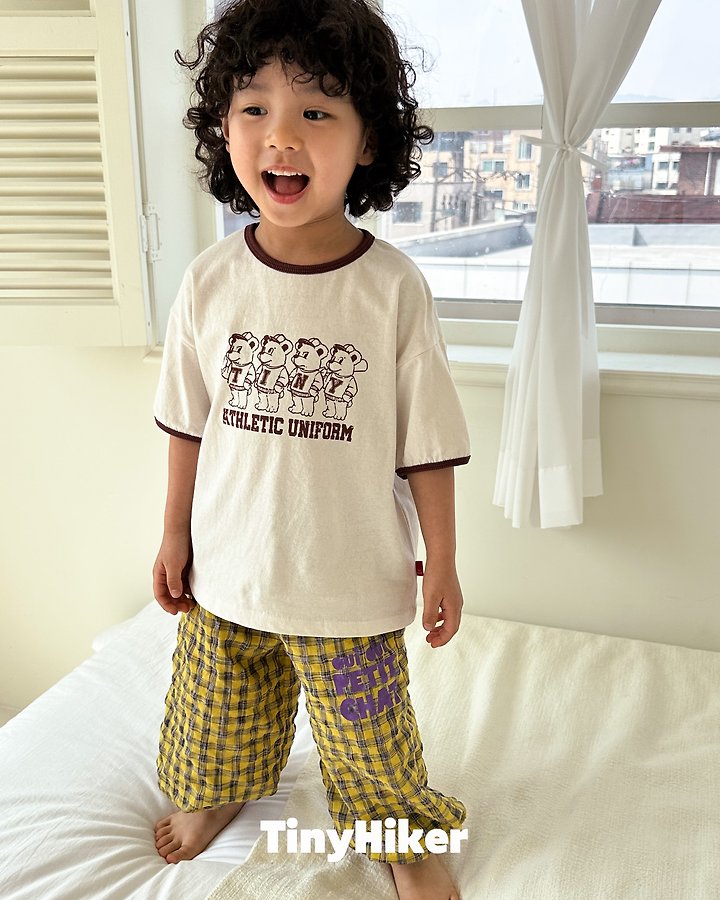Hiker - Korean Children Fashion - #kidzfashiontrend - Friends Bear Rappa Tee - 12