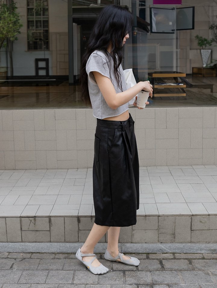 Inssense - Korean Women Fashion - #womensfashion - Leather Belted Bermuda Trousers - 4