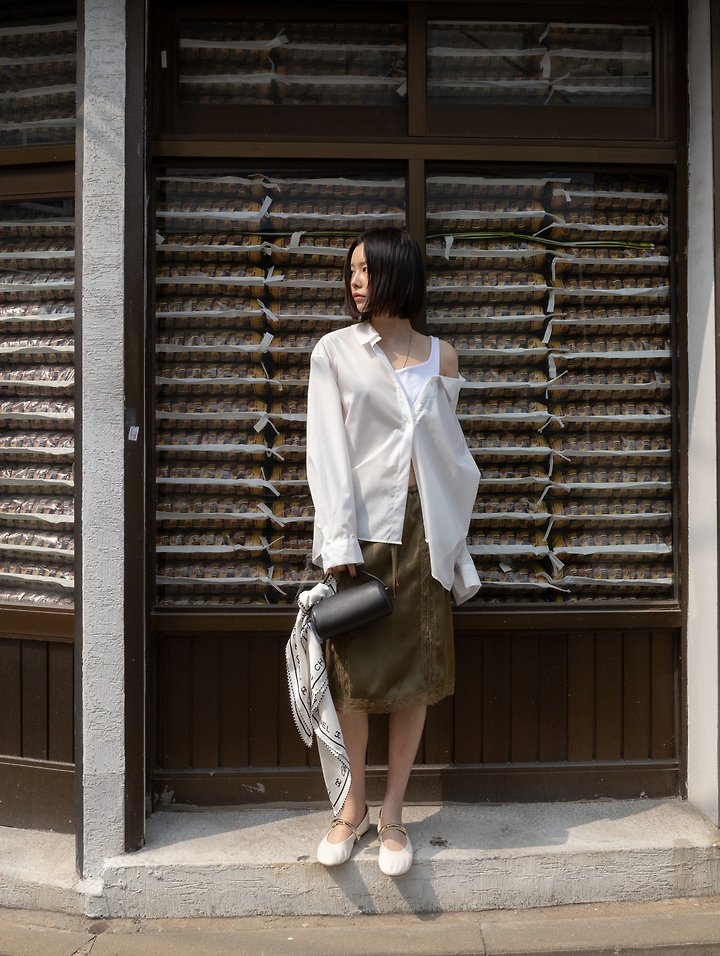 Inssense - Korean Women Fashion - #momslook - Silky Lace Trim Midi Skirt - 11